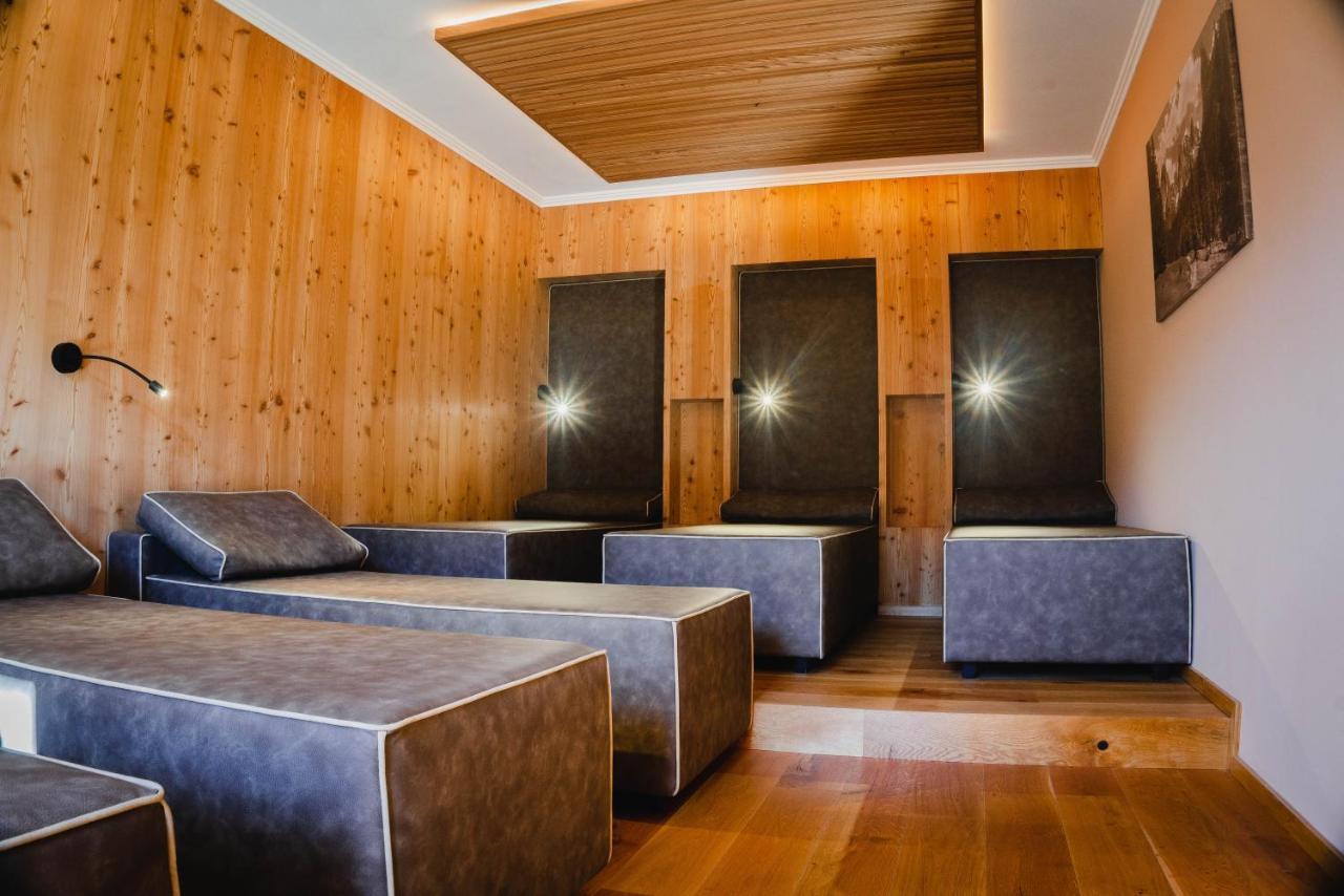 Dolomitenhotel Weisslahnbad Tires Kültér fotó