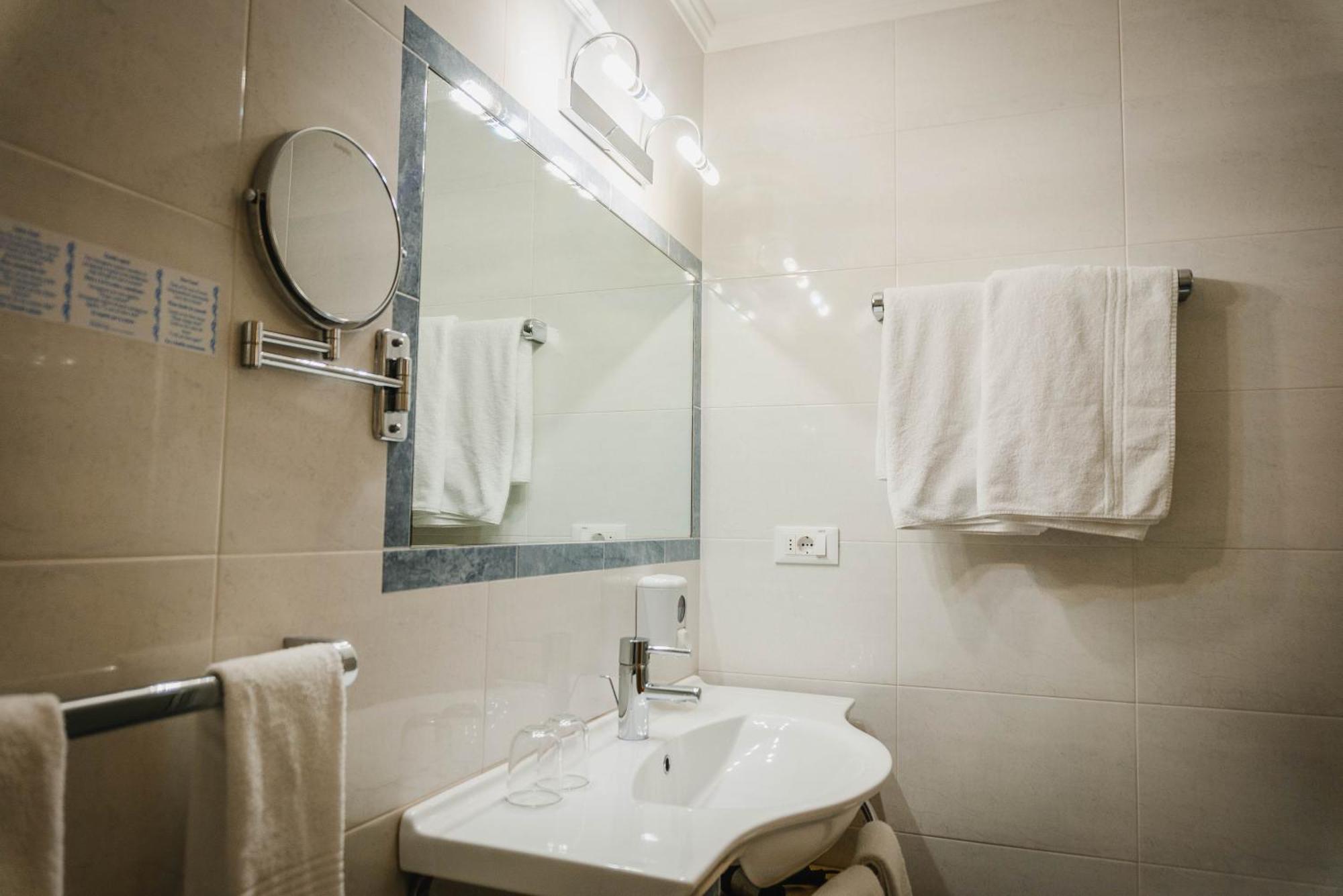 Dolomitenhotel Weisslahnbad Tires Kültér fotó