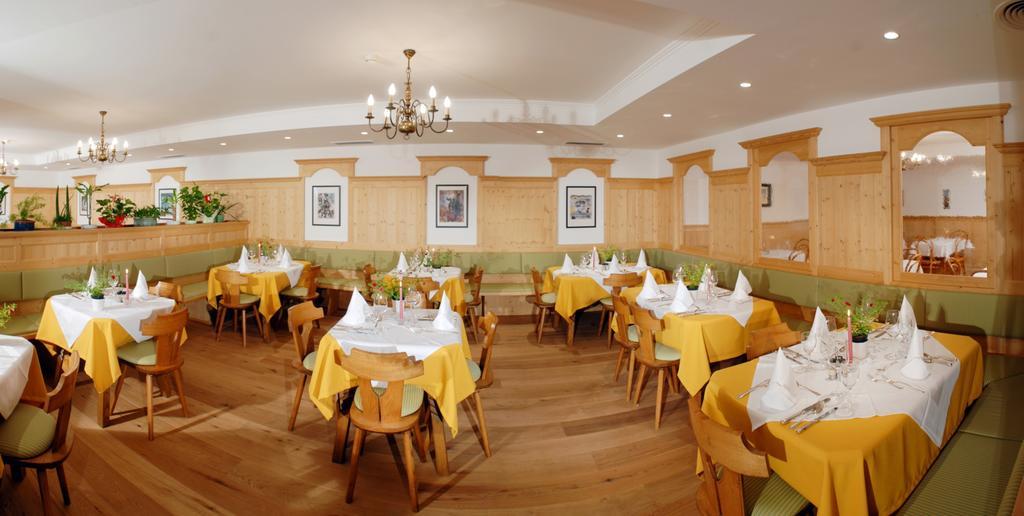 Dolomitenhotel Weisslahnbad Tires Kültér fotó